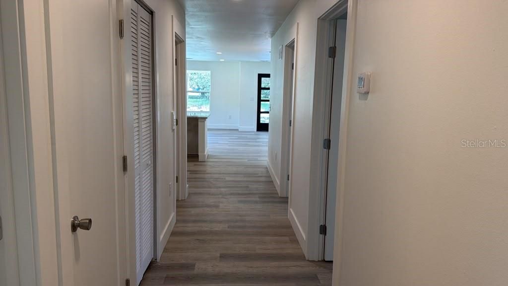En Venta: $299,900 (3 camas, 2 baños, 1376 Pies cuadrados)