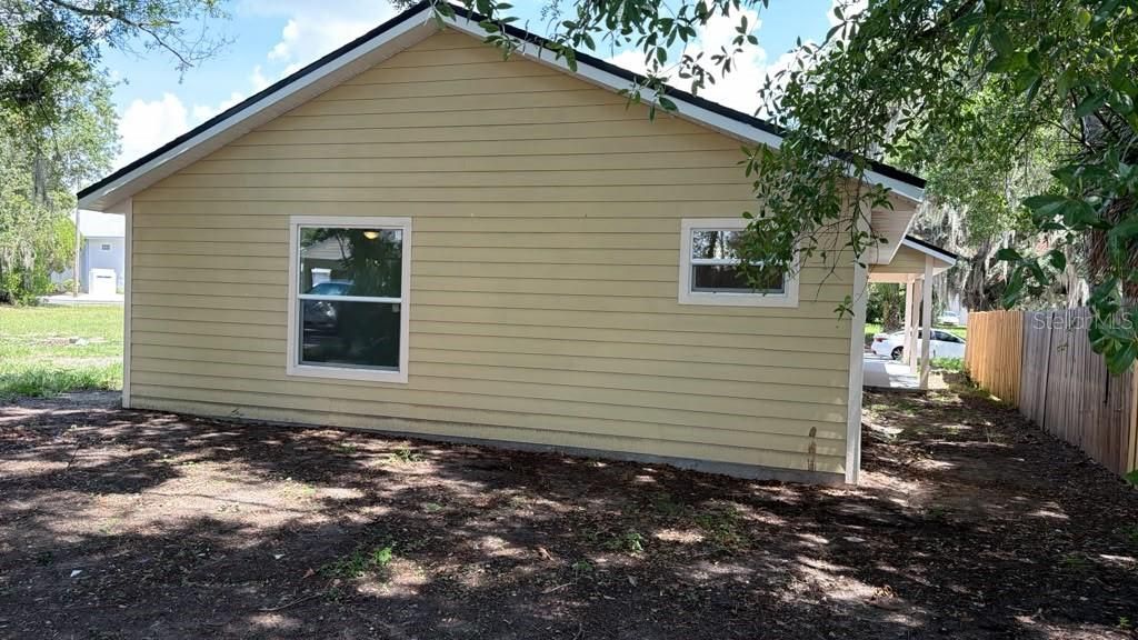 En Venta: $299,900 (3 camas, 2 baños, 1376 Pies cuadrados)
