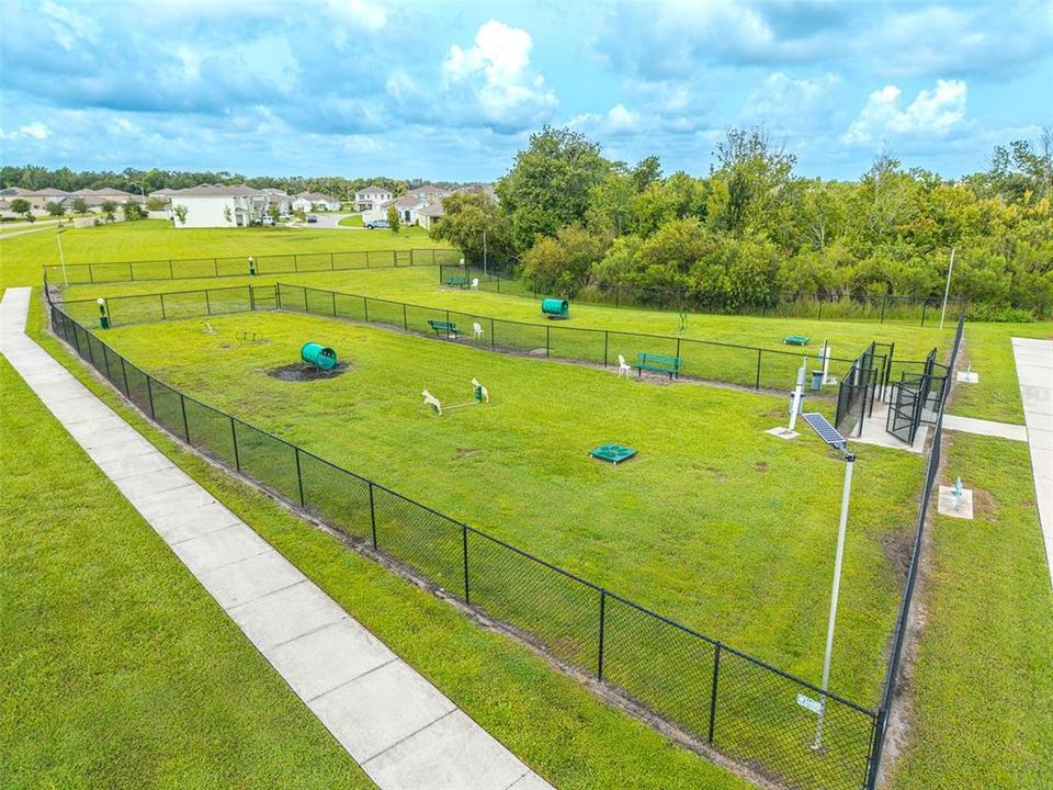 For Sale: $394,900 (5 beds, 3 baths, 2885 Square Feet)