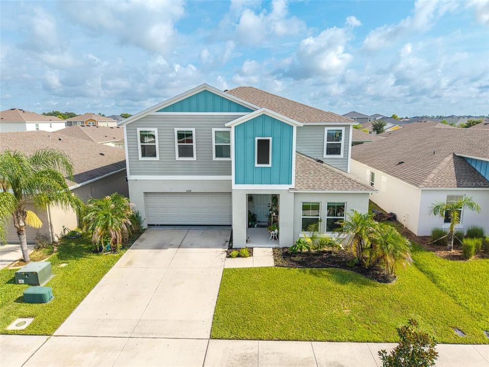 For Sale: $394,900 (5 beds, 3 baths, 2885 Square Feet)