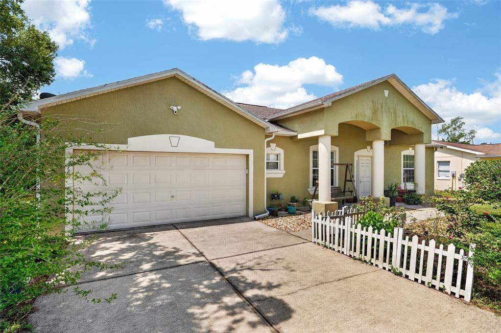 En Venta: $309,900 (3 camas, 2 baños, 2040 Pies cuadrados)