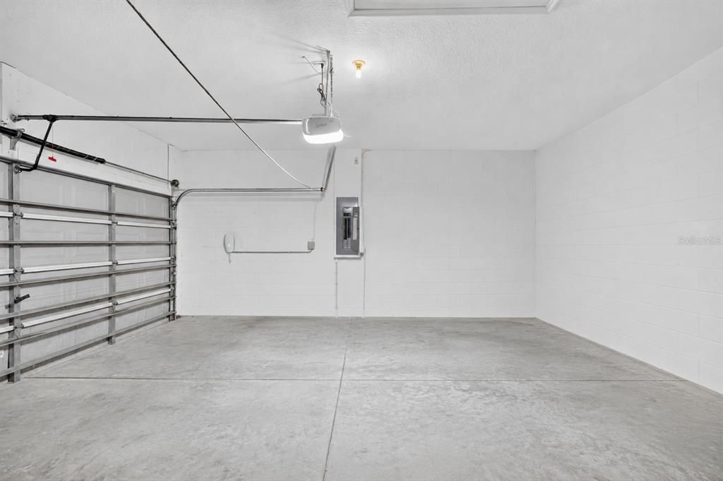 En Venta: $309,900 (3 camas, 2 baños, 2040 Pies cuadrados)