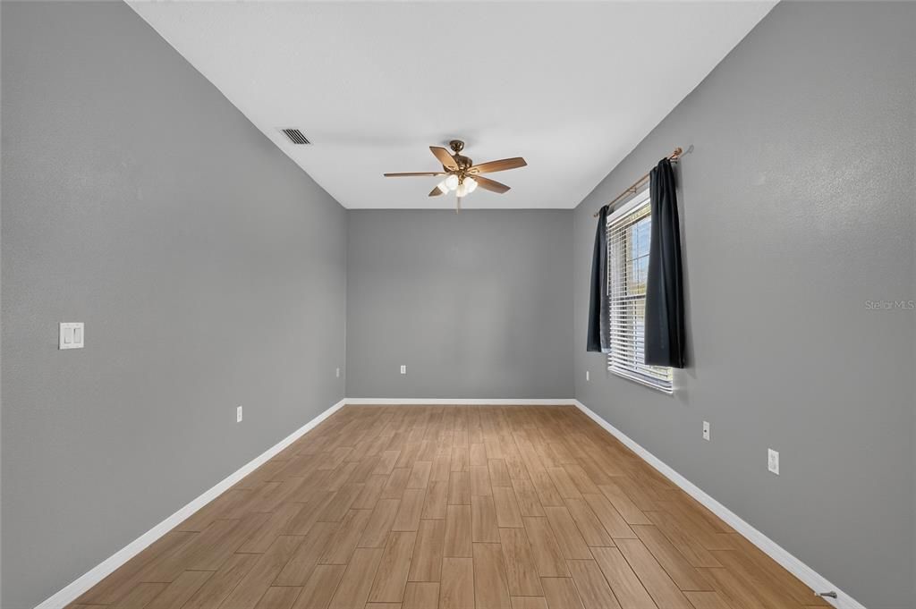 En Venta: $309,900 (3 camas, 2 baños, 2040 Pies cuadrados)
