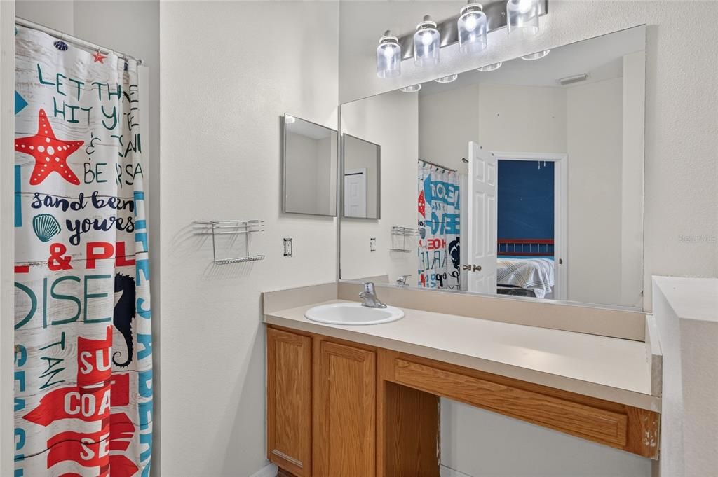 En Venta: $309,900 (3 camas, 2 baños, 2040 Pies cuadrados)