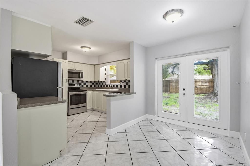 En Venta: $299,900 (3 camas, 1 baños, 1125 Pies cuadrados)