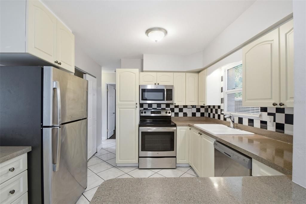 En Venta: $299,900 (3 camas, 1 baños, 1125 Pies cuadrados)