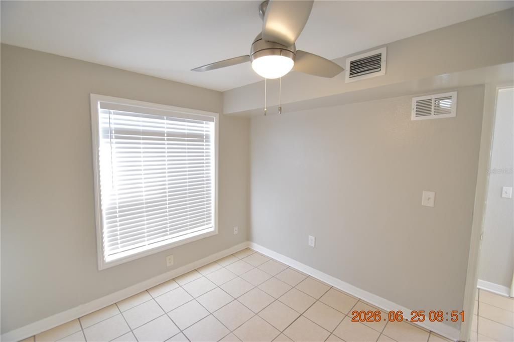 For Rent: $1,425 (2 beds, 1 baths, 640 Square Feet)