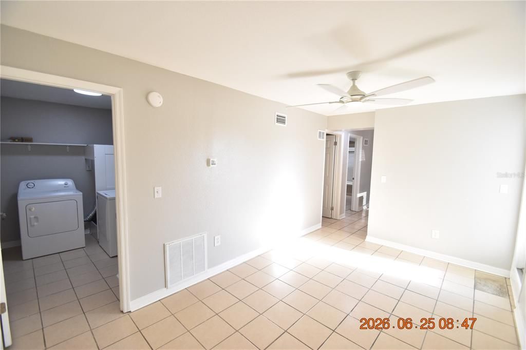 For Rent: $1,425 (2 beds, 1 baths, 640 Square Feet)