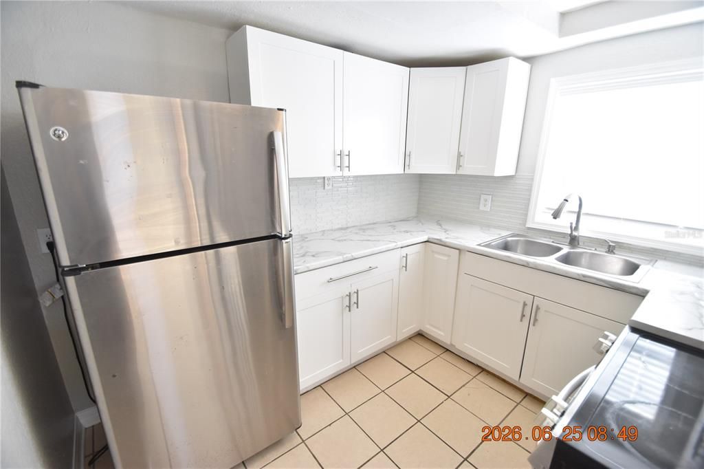 For Rent: $1,425 (2 beds, 1 baths, 640 Square Feet)