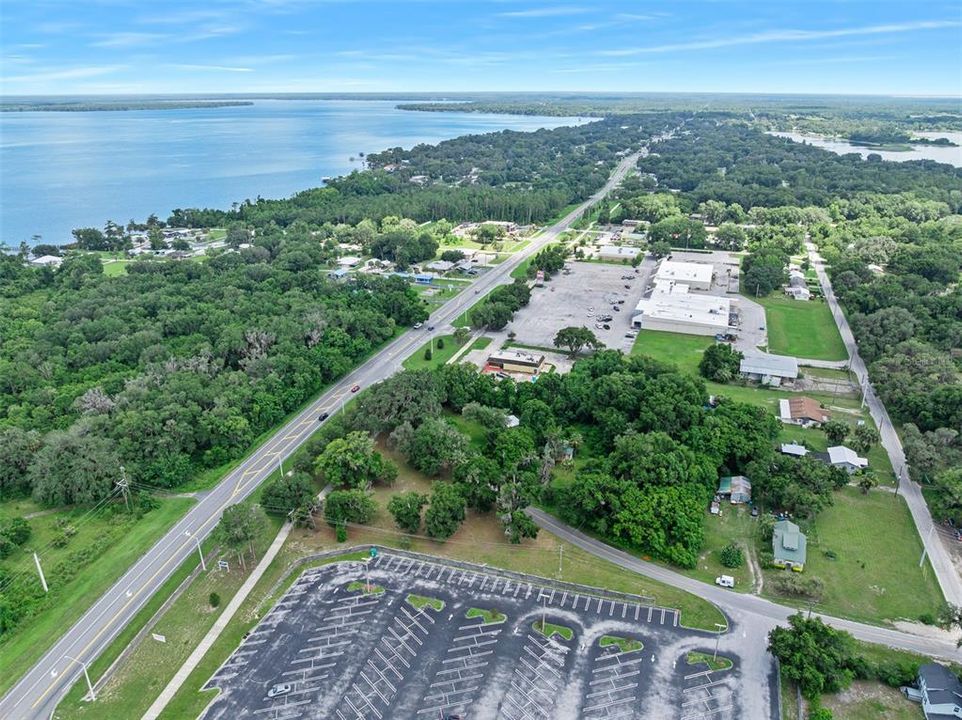 На продажу: $199,000 (0.79 acres)