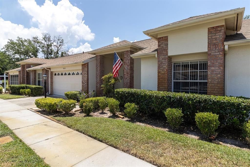 For Sale: $244,900 (2 beds, 2 baths, 1728 Square Feet)