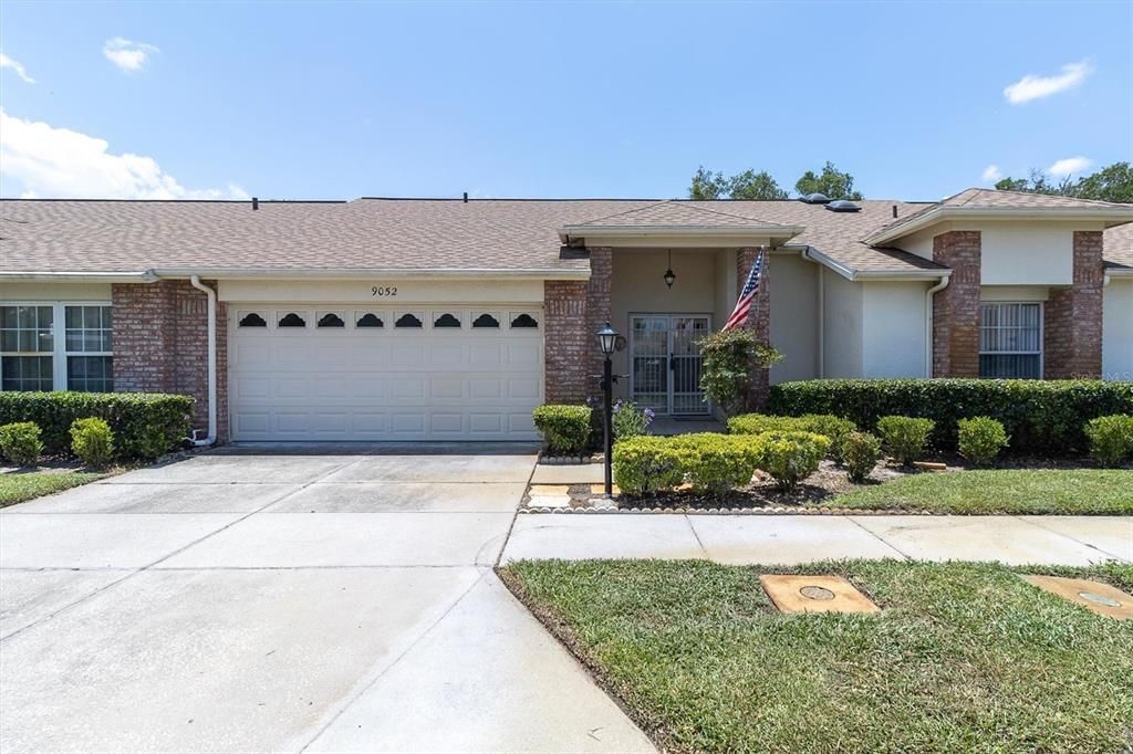 For Sale: $244,900 (2 beds, 2 baths, 1728 Square Feet)