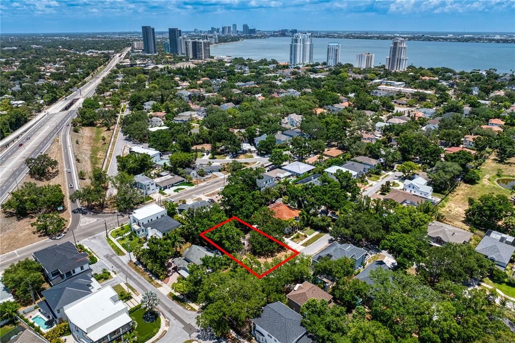 En Venta: $899,000 (3 camas, 2 baños, 1581 Pies cuadrados)