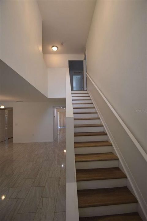 Activo con contrato: $2,795 (5 camas, 3 baños, 2652 Pies cuadrados)