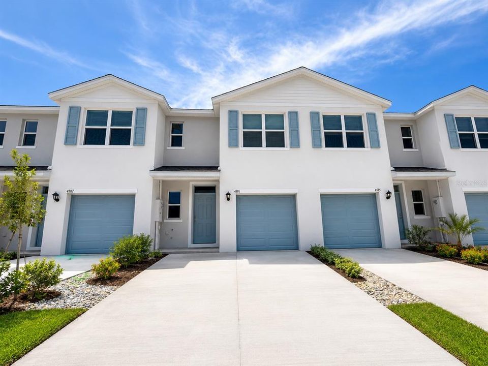 For Rent: $2,650 (3 beds, 2 baths, 1464 Square Feet)