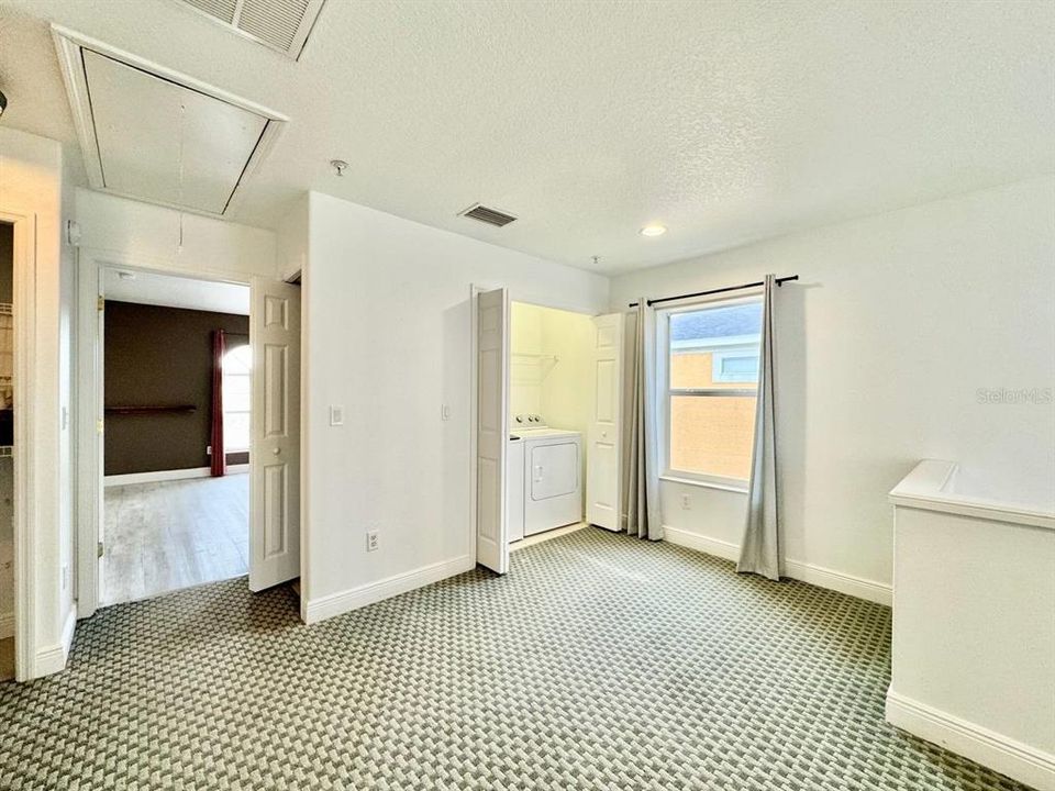 В аренду: $2,525 (3 спален, 3 ванн, 1793 Квадратных фут)