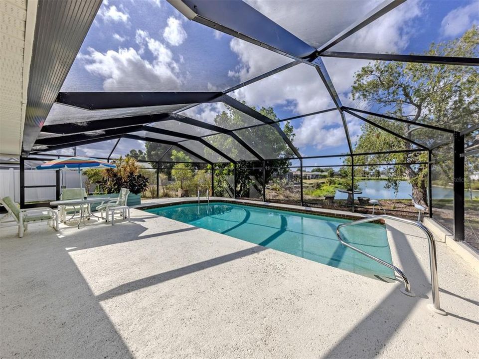 En Venta: $449,500 (3 camas, 2 baños, 1937 Pies cuadrados)