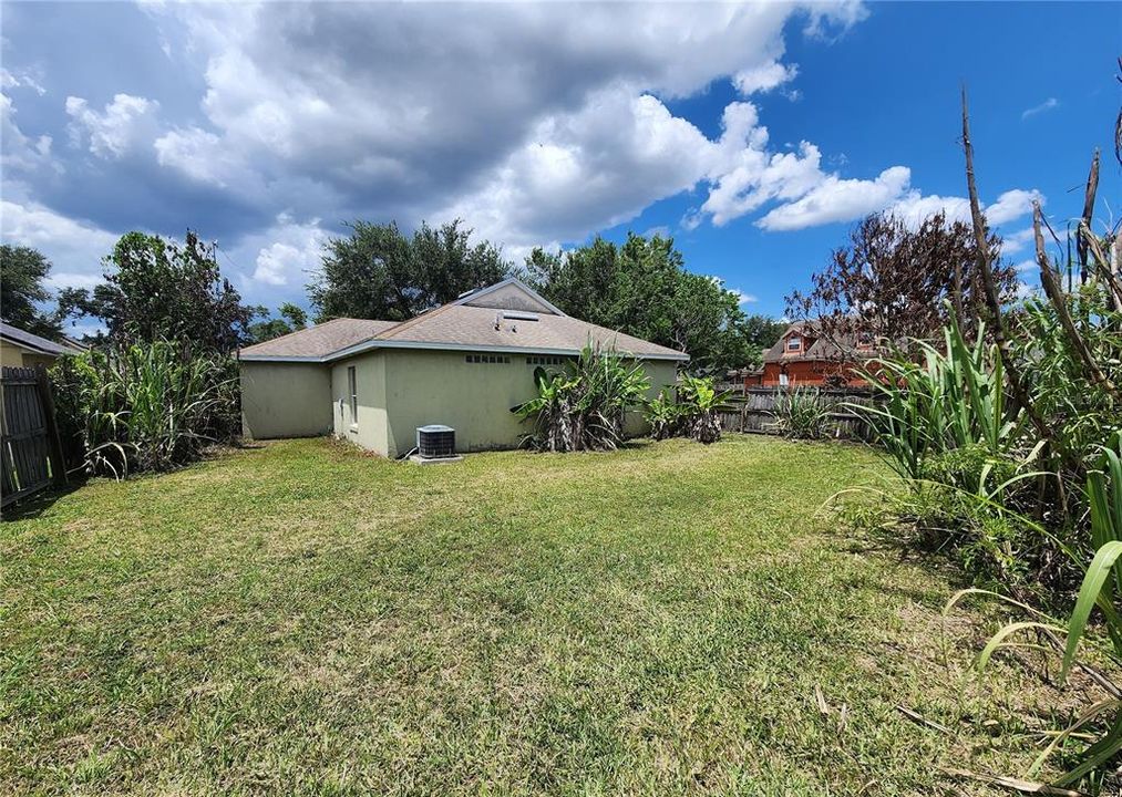 En Venta: $269,900 (3 camas, 2 baños, 1048 Pies cuadrados)