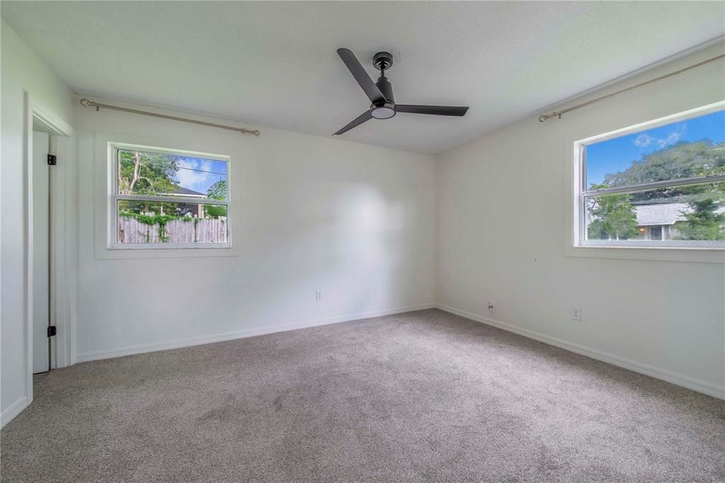 En Venta: $329,900 (3 camas, 2 baños, 1197 Pies cuadrados)