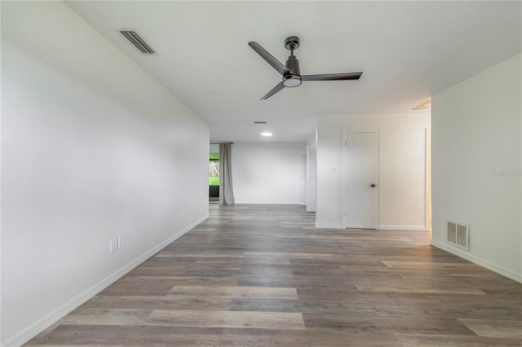 En Venta: $329,900 (3 camas, 2 baños, 1197 Pies cuadrados)