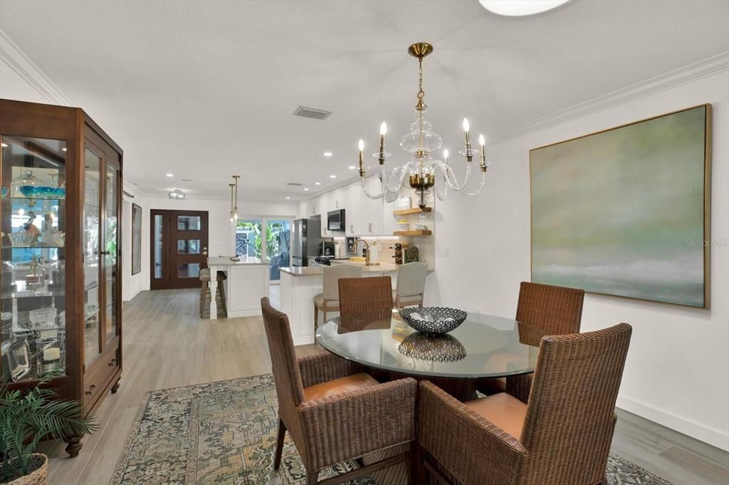 En Venta: $789,900 (2 camas, 2 baños, 1650 Pies cuadrados)