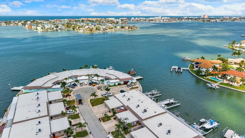 En Venta: $789,900 (2 camas, 2 baños, 1650 Pies cuadrados)