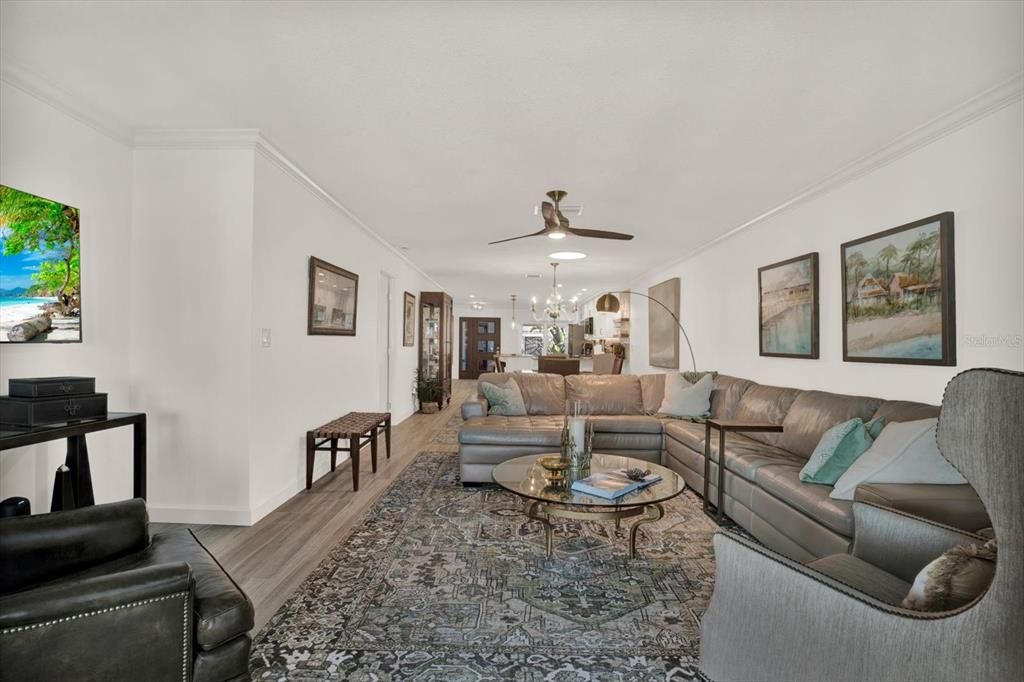 En Venta: $789,900 (2 camas, 2 baños, 1650 Pies cuadrados)