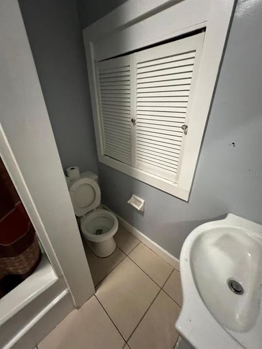 В аренду: $1,800 (3 спален, 1 ванн, 1064 Квадратных фут)