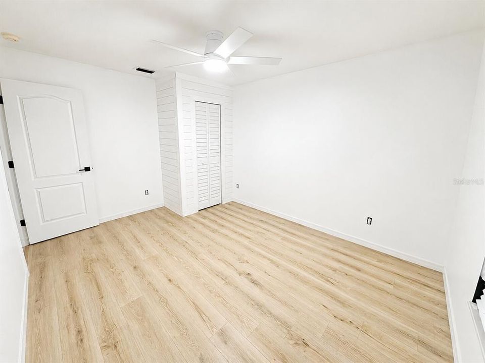 На продажу: $399,500 (3 спален, 2 ванн, 1861 Квадратных фут)