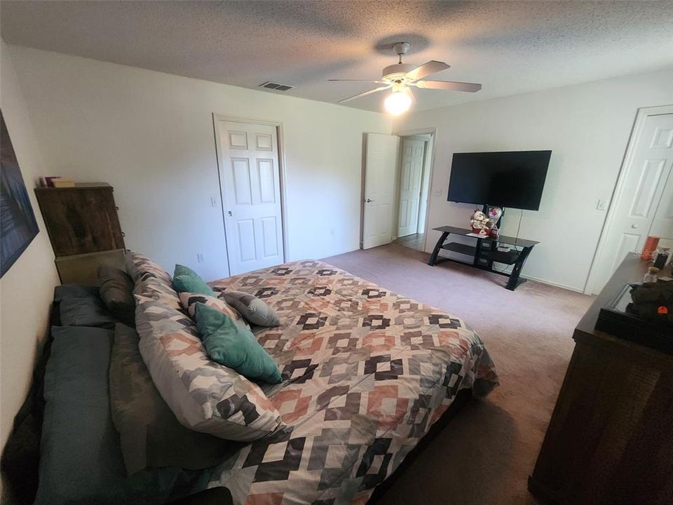 В аренду: $2,200 (3 спален, 2 ванн, 1611 Квадратных фут)