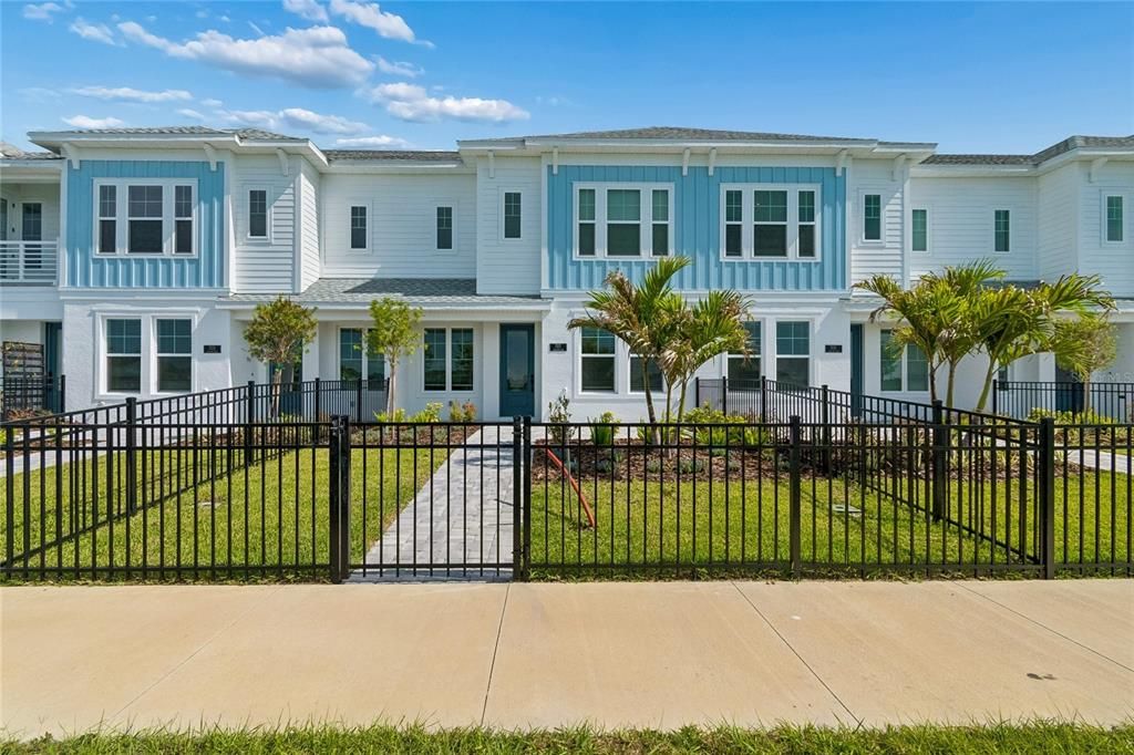 На продажу: $554,990 (3 спален, 2 ванн, 1753 Квадратных фут)