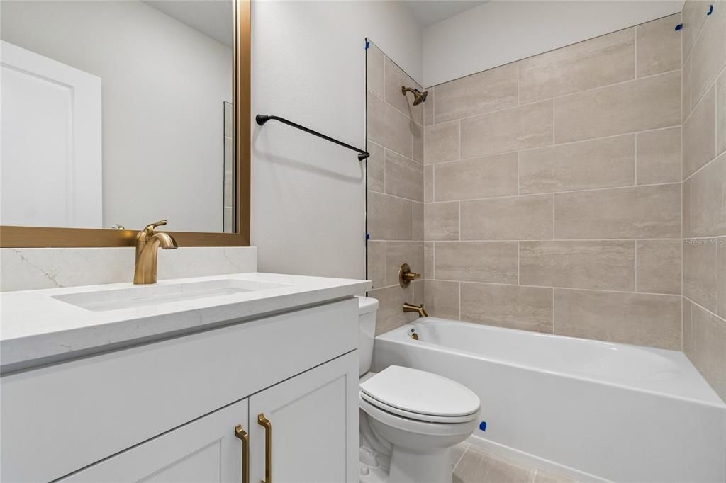 На продажу: $554,990 (3 спален, 2 ванн, 1753 Квадратных фут)