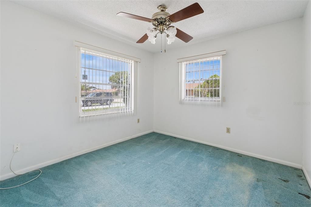 For Sale: $200,000 (3 beds, 2 baths, 1568 Square Feet)