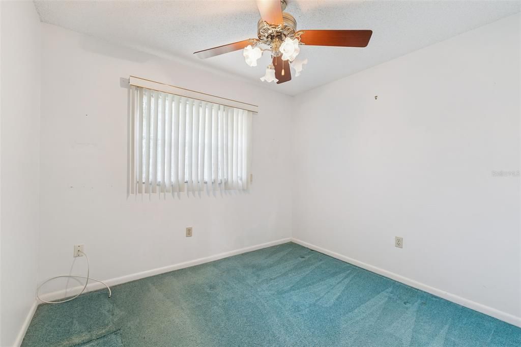 For Sale: $200,000 (3 beds, 2 baths, 1568 Square Feet)