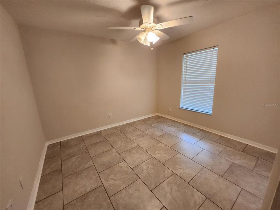 En Venta: $239,900 (3 camas, 2 baños, 1390 Pies cuadrados)