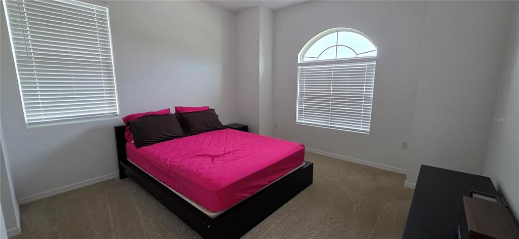 En Renta: $2,900 (3 camas, 2 baños, 1852 Pies cuadrados)