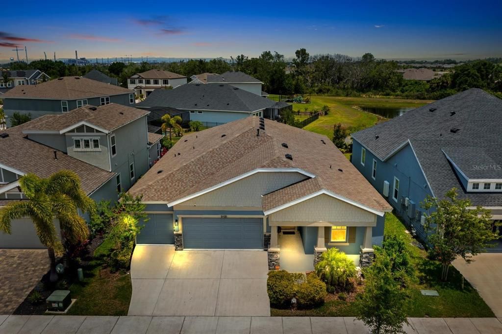 На продажу: $629,900 (4 спален, 3 ванн, 2537 Квадратных фут)