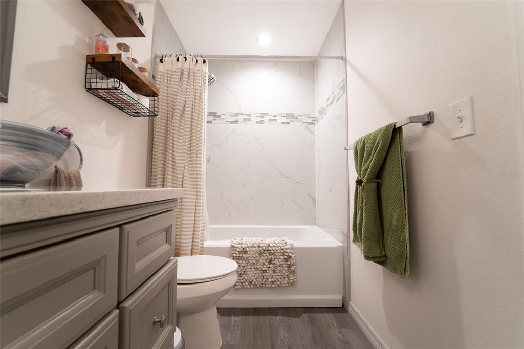 En Venta: $330,000 (2 camas, 1 baños, 1030 Pies cuadrados)