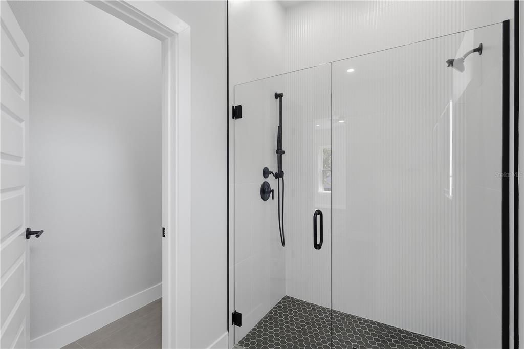 На продажу: $459,900 (3 спален, 3 ванн, 1804 Квадратных фут)