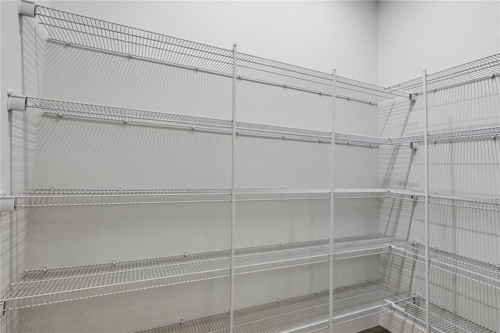 На продажу: $459,900 (3 спален, 3 ванн, 1804 Квадратных фут)