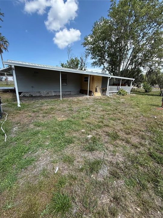 For Sale: $169,900 (2 beds, 1 baths, 940 Square Feet)
