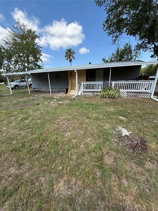 For Sale: $169,900 (2 beds, 1 baths, 940 Square Feet)