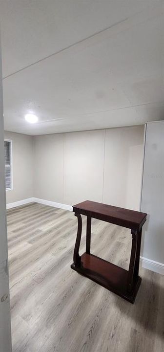 For Sale: $169,900 (2 beds, 1 baths, 940 Square Feet)