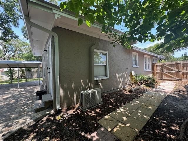 В аренду: $1,975 (2 спален, 1 ванн, 840 Квадратных фут)