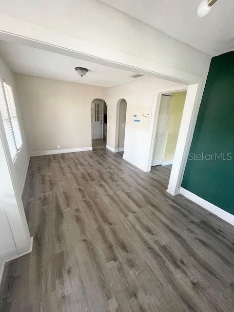 В аренду: $1,975 (2 спален, 1 ванн, 840 Квадратных фут)