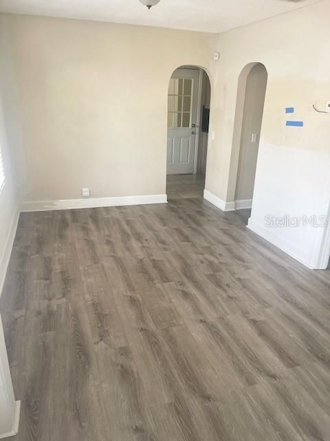 В аренду: $1,975 (2 спален, 1 ванн, 840 Квадратных фут)
