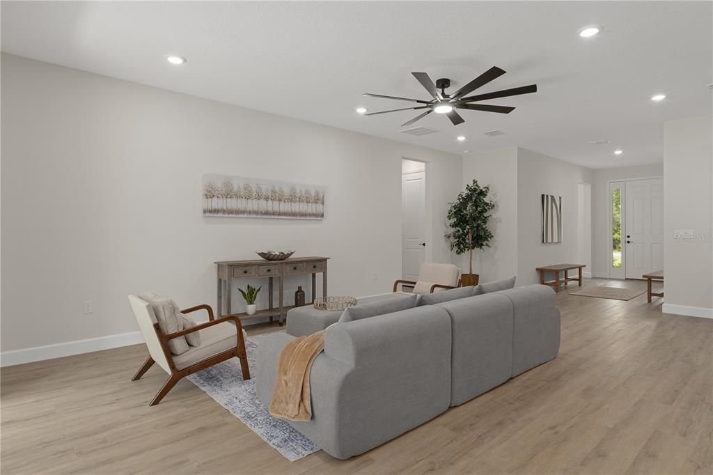 Activo con contrato: $420,000 (4 camas, 3 baños, 2479 Pies cuadrados)