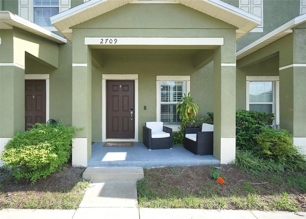 For Rent: $2,300 (2 beds, 2 baths, 1140 Square Feet)