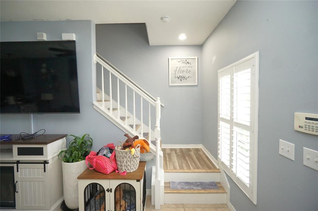 For Rent: $2,300 (2 beds, 2 baths, 1140 Square Feet)