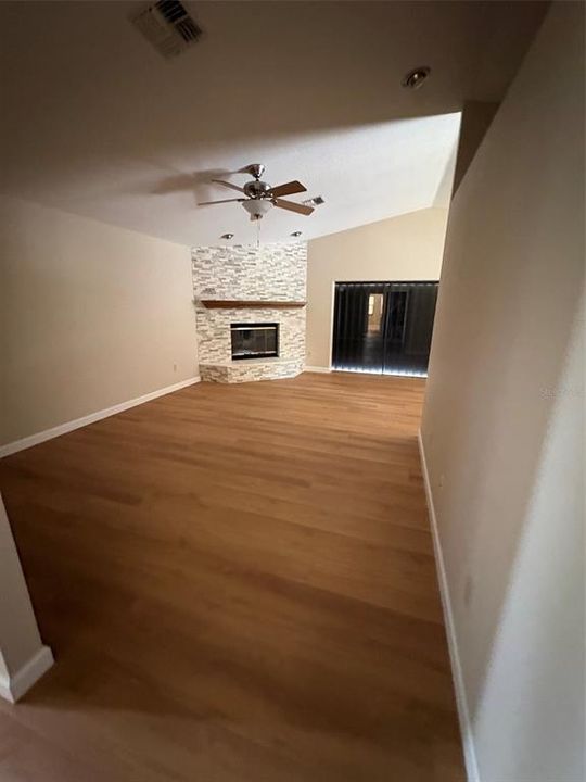 En Venta: $890,000 (3 camas, 2 baños, 1765 Pies cuadrados)